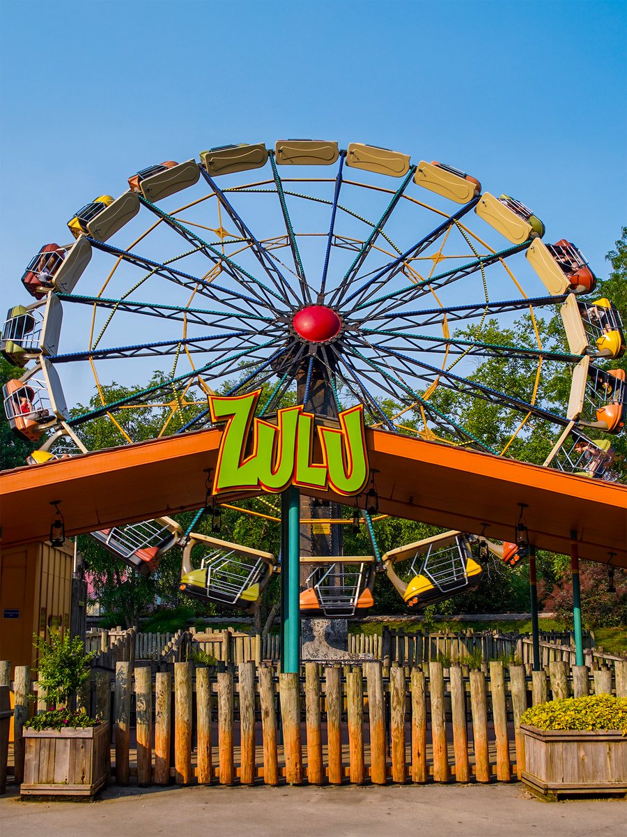 Have you experienced this classic ride with its fresh, colorful look? 🖌️🎨