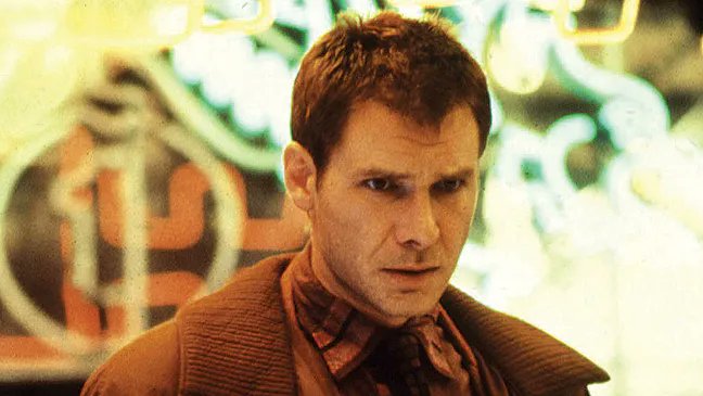 nansplaymx's tweet photo. El drama detrás de Blade Runner estuvo fuerte: Harrison Ford confesó que odiaba el rodaje, que la voz en off era “malísima” y que lo hicieron trabajar “con payasos”. Años después, todo cambió con Blade Runner 2049. https://t.co/duEn5HGBmn