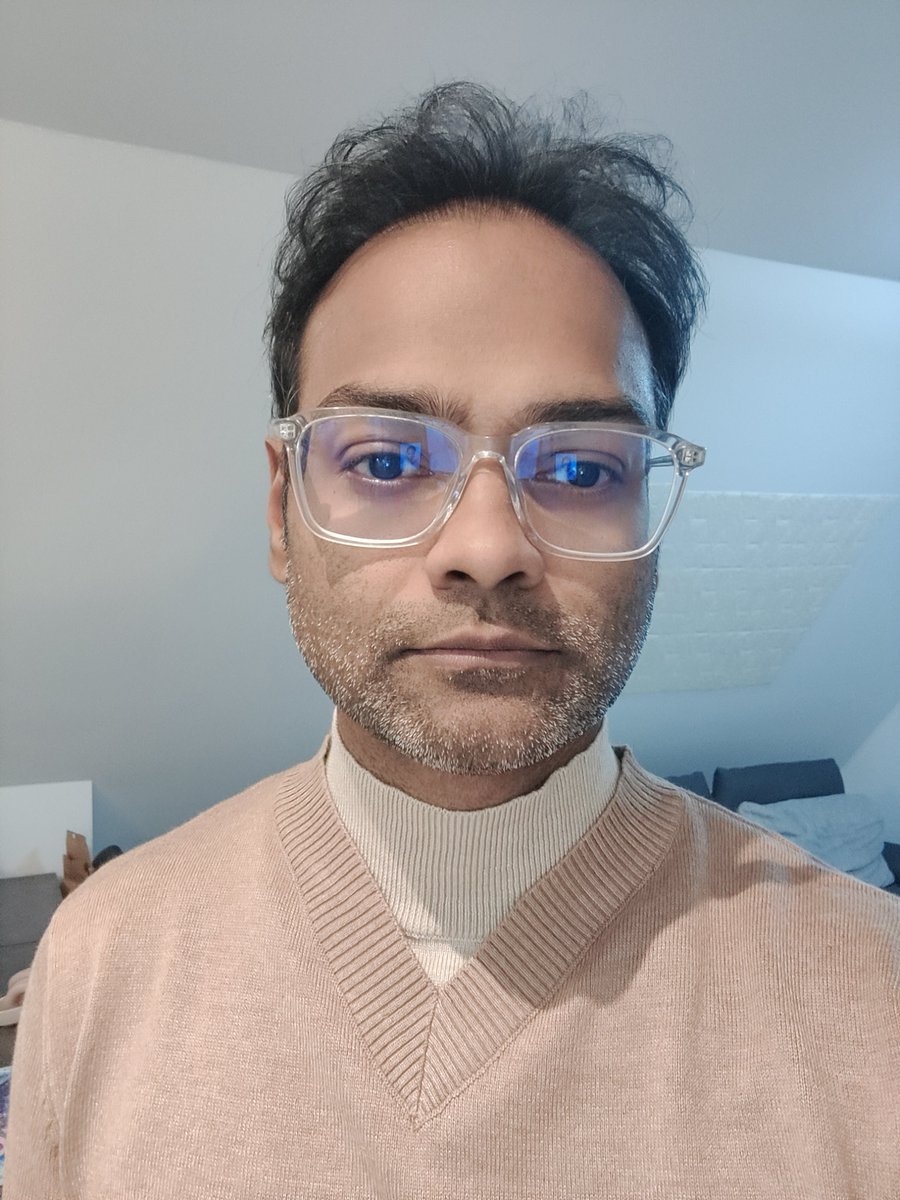 SantoshYadavDev's tweet image. New profile picture, yeah this is me 😂