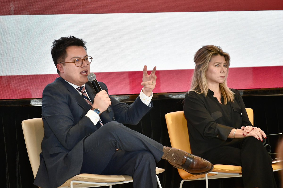 Ministerio_TIC's tweet image. En el Encuentro Nacional 2025 se trató a fondo cómo la innovación está redefiniendo el rumbo del subsidio familiar. Nuestro Director de Economía Digital (e), @wilasanchezm, habló del impacto de la IA y cómo desde el MinTIC promovemos su adopción ética, al servicio del progreso.