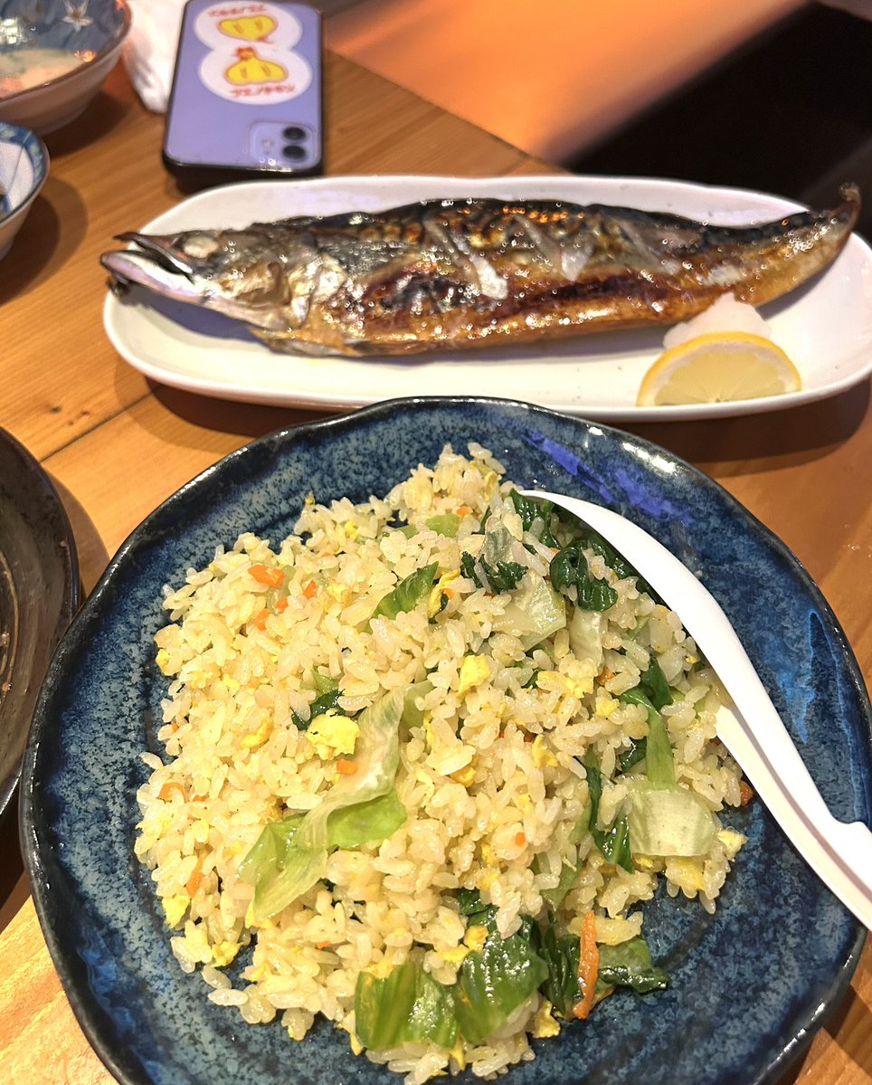 aichu5087's tweet image. 11/19夜。延泊となり延長戦となった沖縄の夜を楽しむ。美味しい沖縄料理を求めて酒場しょくどう残心さんへ。味よし！値段よし！更に一品一品のボリュームも凄くて店主様の心意気を感じる素晴らしいお店に出会えて最高の旅の締め括りとなった。是非また訪れたい。ご馳走様でした😊

#酒場しょくどう残心