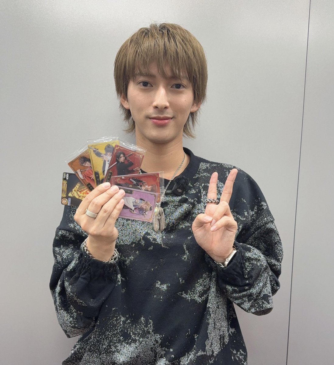 昨夜の #木原市場 は開封の儀が多めでしたが、お目当てのグリッターティガと素敵な刀剣男士が当たってテンションぶち上げでした。

刀ミュウエハースまた見つけたら長谷部チャレンジしましょう。