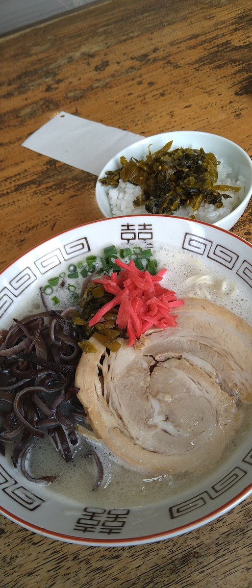 明けで３週間振りにスタッフと朝ラーデート😁

#麺屋あさひ
#限定復活
#長濱風豚骨
#高菜ご飯
ごちそうさまでした😋