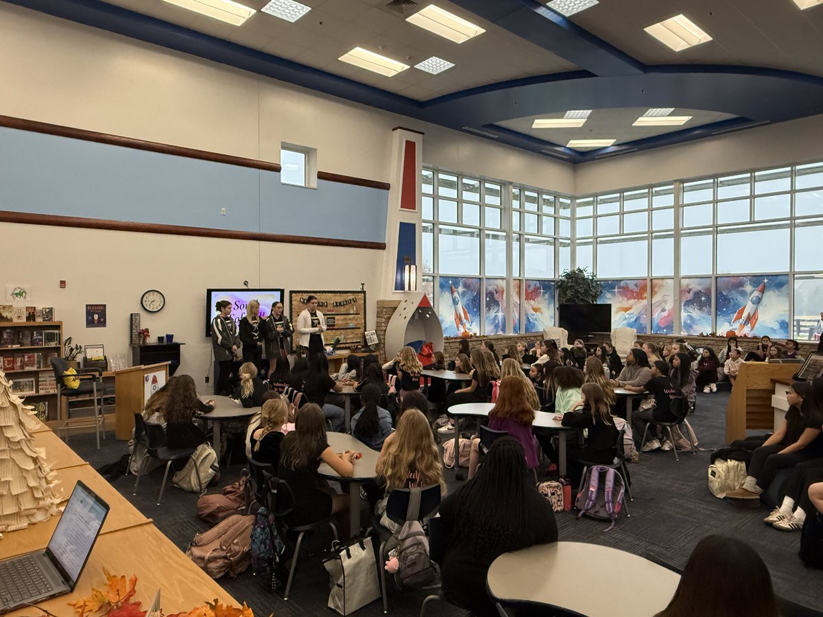 SouthWarren Softball tweet media