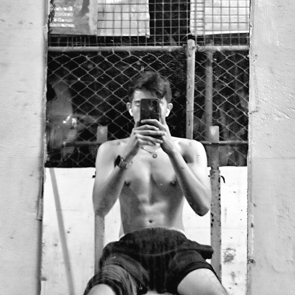 senseiducks's tweet photo. kamiss magbakal gym https://t.co/ZqV6u1dJZ5