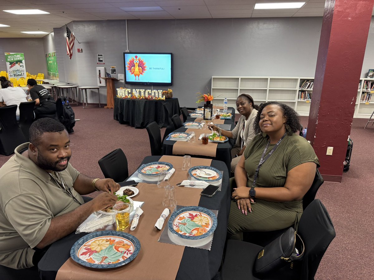 McNicolMiddleHawks tweet media