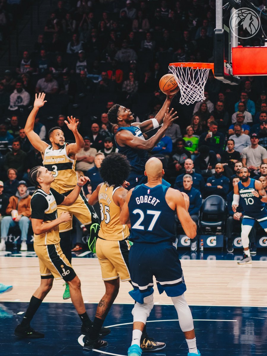 12 PTS in Q1 for Ant 🐜 