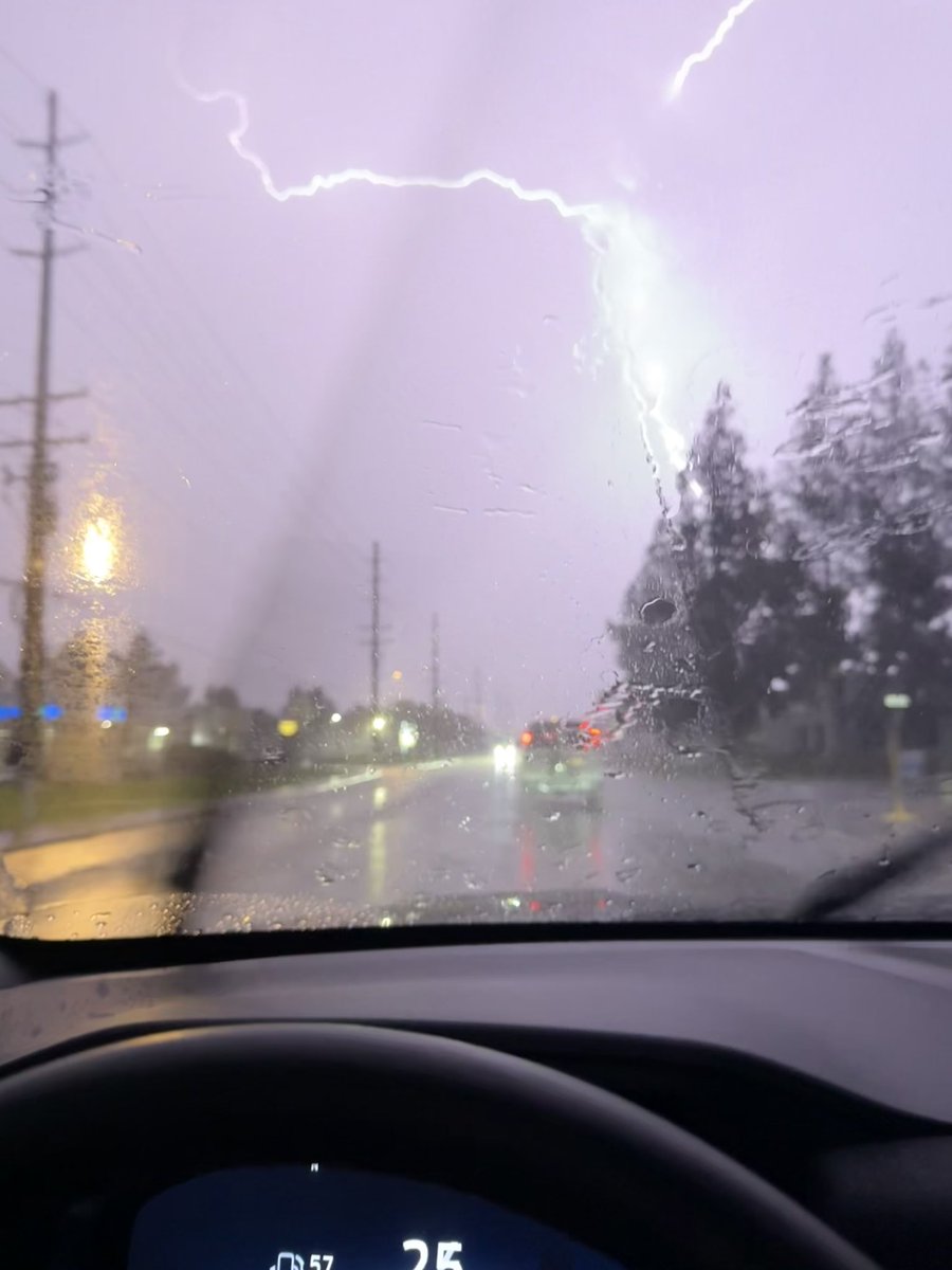 tasha🖤 tweet media