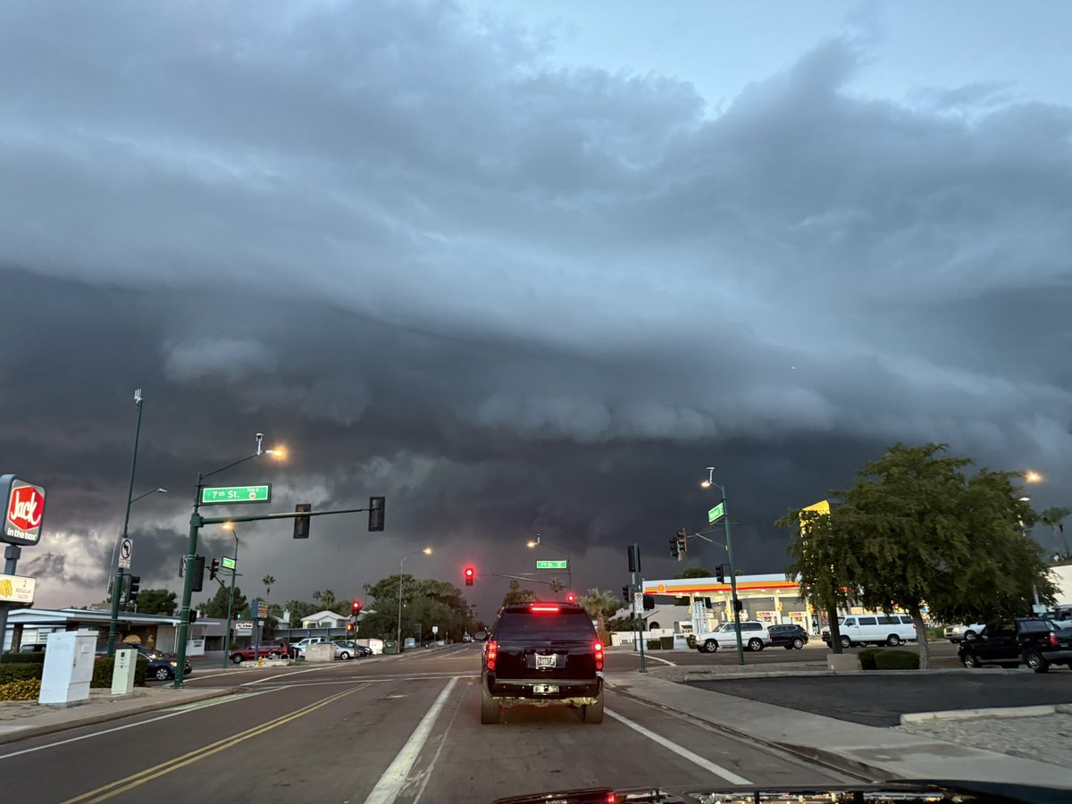 tasha🖤 tweet media