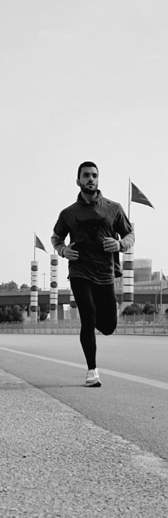 MoustafaELFarra's tweet image. &quot; أفضل مهارتين لحياة أفضل
 ،القراءة والجري 

القراءة : لأن لا يوجد مشكلة قد تمر بها الا وسبقك شخص بالتجربة وقد كتب عن حلولها ب كتاب
،
الجري: لأنك إن إستطعت التغلب على ذاك الصوت أثناء الجري الذي يقول لك أنك متعب وأنك اكتفيت يجب التوقف،
 فقد تتغلب على جميع مصاعب الحياة&quot;

-