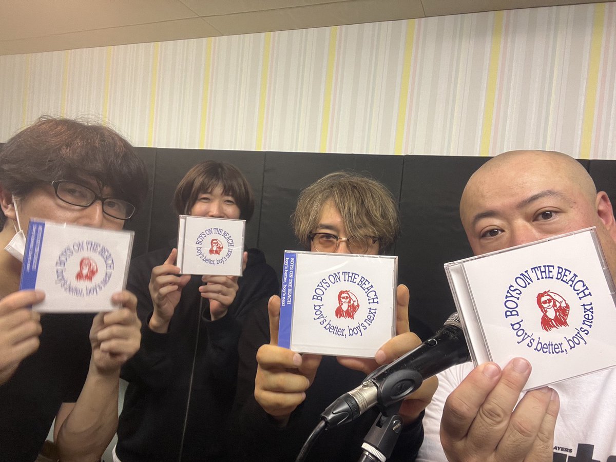 bass_rinne's tweet photo. 出来ました‼️
Boys on the beach6曲入りCD✨
「Boy's Better Boy's Next」

今週末のPPRライブで販売します！価格は1500円です！

ライブ来れなくて欲しい方いましたらDM下さいね😁 https://t.co/nFC34u3WwN