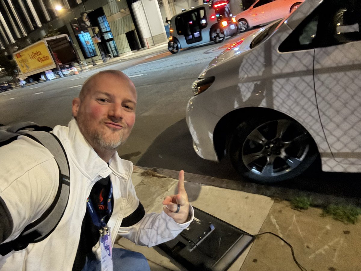 First time I’ve seen a TV on the sidewalk