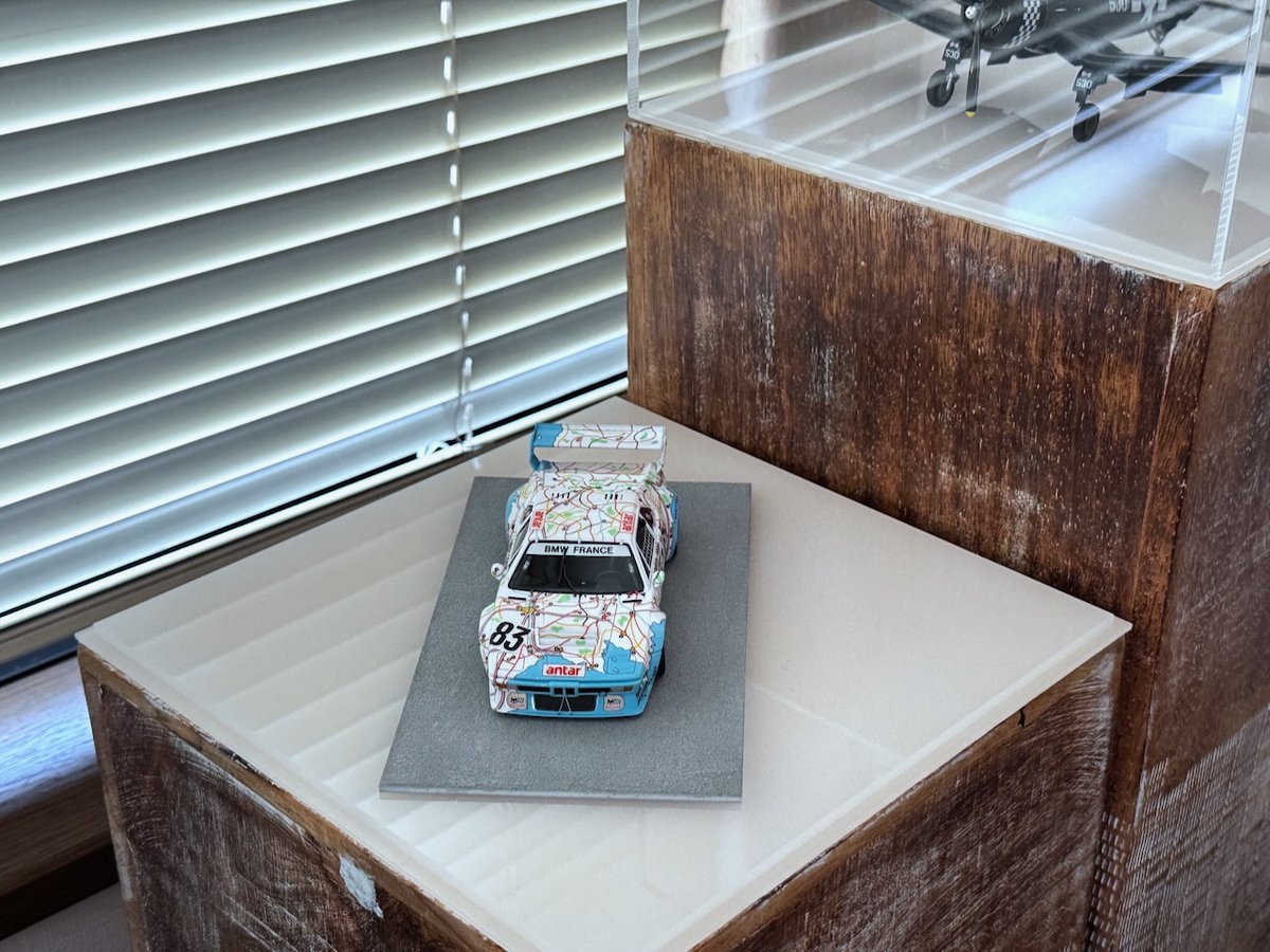 手前ヨンサン、後ろがナナニイ

個人的にはこれくらいのサイズ感がしっくりくるというか、眺めていて気持ちがいいです。