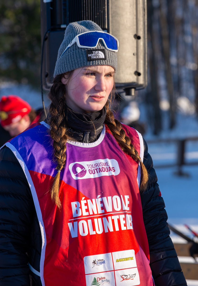 CourseENGNERace's tweet image. Devenez bénévole à la Coupe Canne de Noël ! 
Pourquoi joindre ?
- Plusieurs plages horaires disponibles
- Dîner fourni
- Un Buff offert en remerciement
- Une occasion unique de vivre l’événement au cœur de l’action !
Inscrivez-vous dès maintenant : engne.ivolunteer.com/ccc_2025