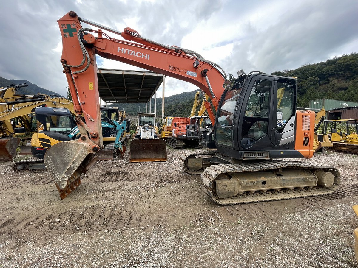 r_engineering2's tweet photo. 在庫機械紹介!!
HITACHI ZX135US-5B
2016Y/5,138hr
詳細や仕様はこちらからチェック👇
https://t.co/1v3NxONk5w
ご質問はコメント・DMでお気軽に💬
#重機 #中古重機 #中古建機 #ユンボ #油圧ショベル #ZX135 #日立建機 #HITACHI #建設機械 #栃木県 #那須塩原市 https://t.co/Uoj8L6Pmxv