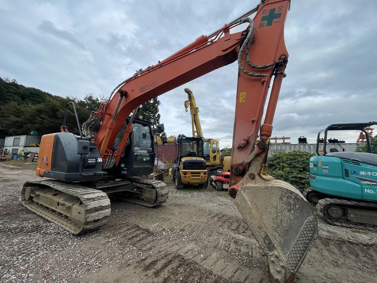 r_engineering2's tweet photo. 在庫機械紹介!!
HITACHI ZX135US-5B
2016Y/5,138hr
詳細や仕様はこちらからチェック👇
https://t.co/1v3NxONk5w
ご質問はコメント・DMでお気軽に💬
#重機 #中古重機 #中古建機 #ユンボ #油圧ショベル #ZX135 #日立建機 #HITACHI #建設機械 #栃木県 #那須塩原市 https://t.co/Uoj8L6Pmxv