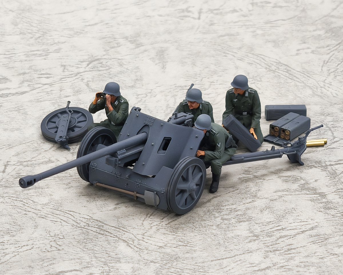 TAMIYA_TOKYO's tweet image. 🆕《新製品情報》
11月22日(土)ごろ発売の『1/35 ドイツ 5cm対戦車砲 Pak38／￥2,640』です。

湾曲した防盾やマズルブレーキ付き砲身、アルミ合金製脚など、実車の特徴を精密感あふれる1/35スケールでモデル化。

✅全長142mm
✅照準器・装填部・マズルブレーキなど細部までシャープに再現…