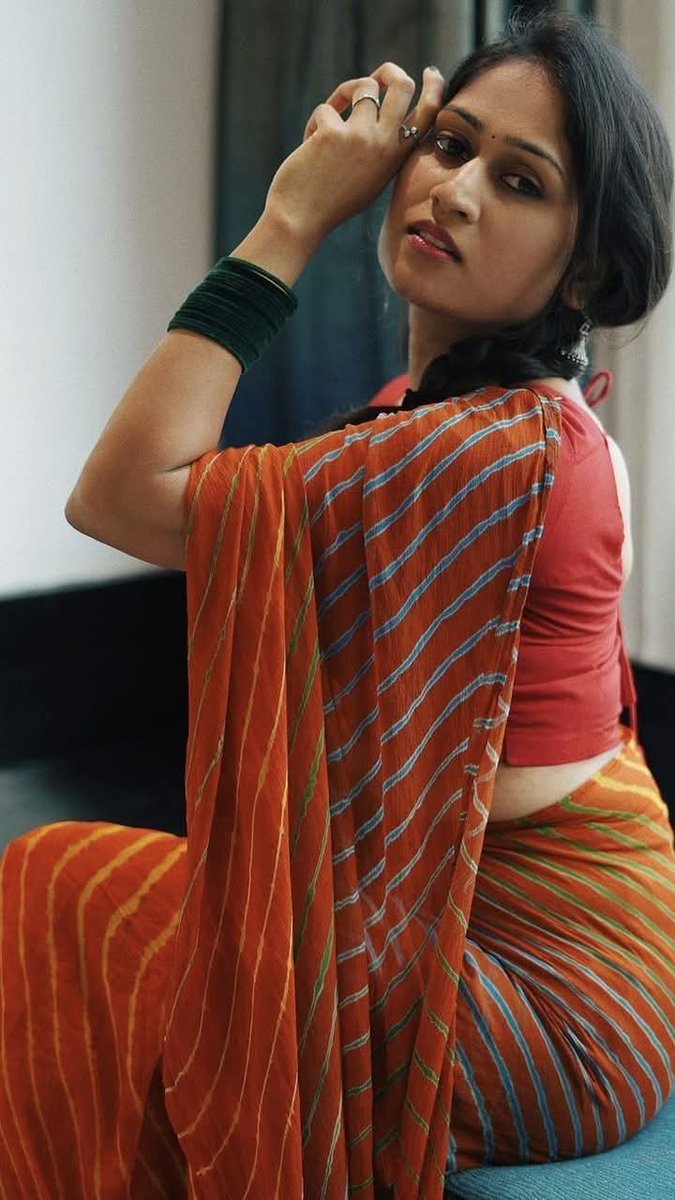 G6K_aanacAIjRdF?format=jpg&name=medium