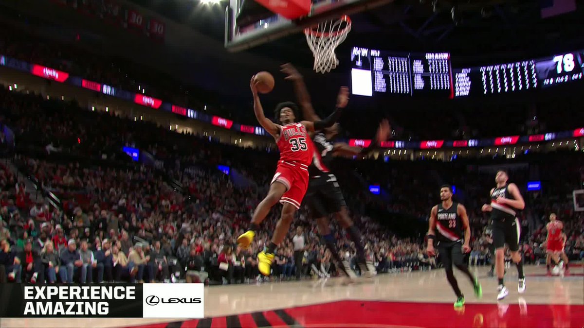 Josh Giddey with the perfect full court dime!

@JoshGiddey | @CHSN__ 