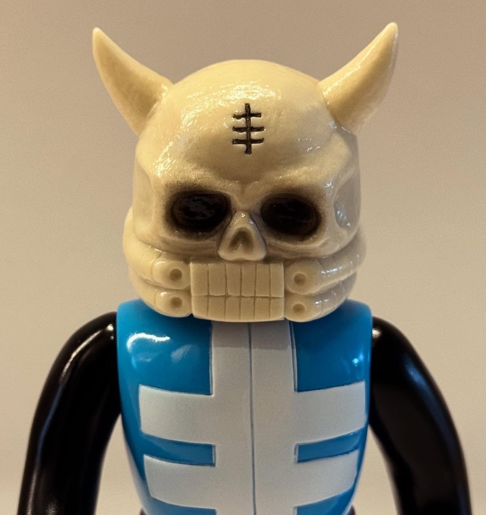 PACHIMON TOYSのソフビ人形『ノストラダムス恐怖の真予言』のボックス