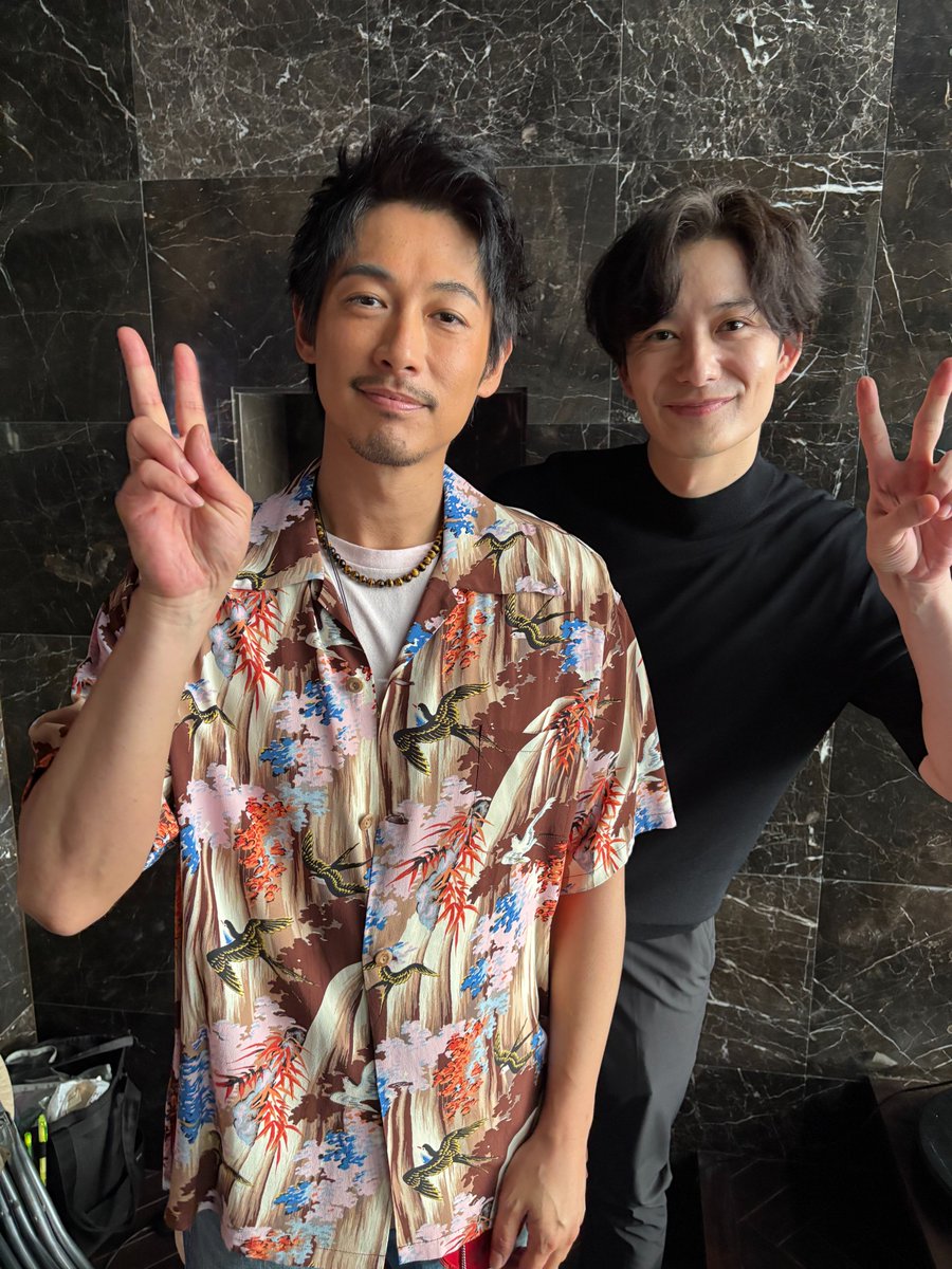 𓂃𓂂𝙀𝙨𝙥 𝙍𝙚𝙥𝙤𝙧𝙩 𓂃𓂂💊

劇中では見られない⁉️
兆社長と桜介の仲良し２ショット✌️

#ちょっとだけエスパー 
#ディーンフジオカ
#岡田将生
#TVer にて最新話配信中🦸🏻🇯🇵
tver.jp/episodes/ep54q…