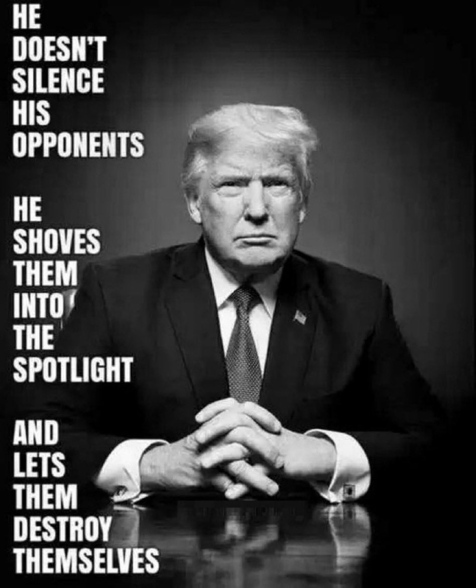 boohissyfit2's tweet image. It’s his signature move, every single time. Boomerang 🪃 bitches #PANICINDC