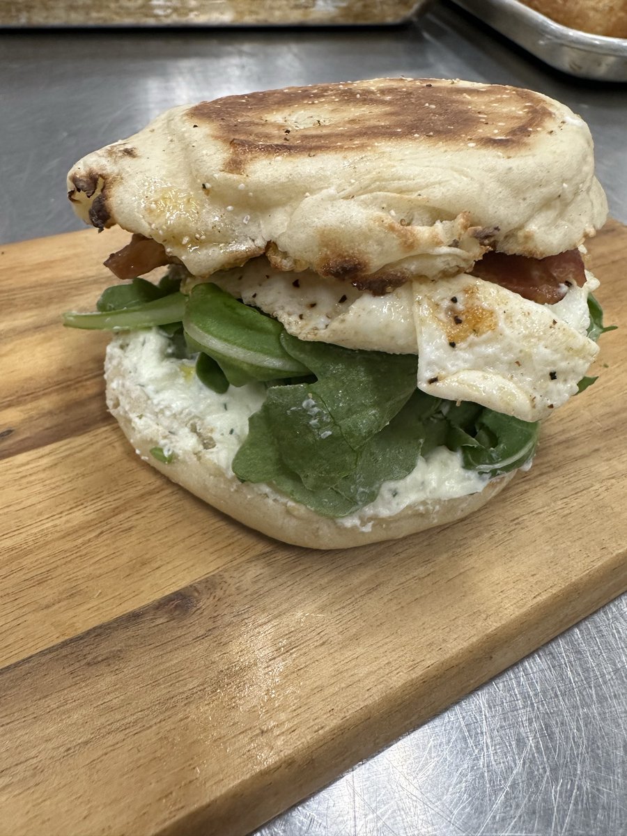 apexculinary's tweet image. The Palm Leaf Cafe’s holiday menu! 🌴❄️☕️