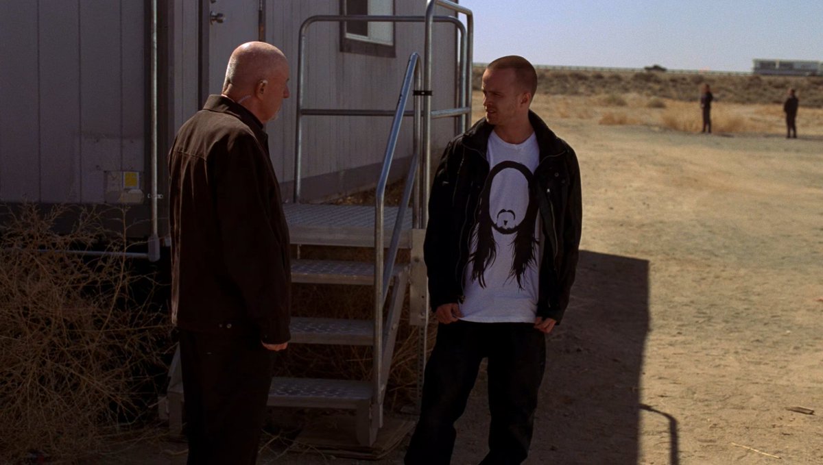 i_zzzzzz's tweet image. Tormented by guilt and unsure who he can trust, Jesse Pinkman decides to purchase and wear this Steve Aoki t-shirt