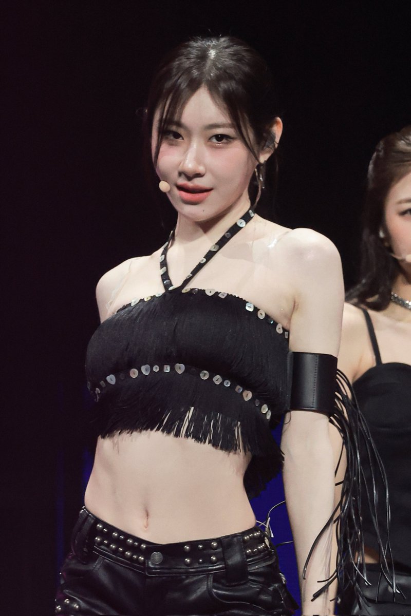 kpop_data_set's tweet image. 250823 Chaeryeong at TIMA

Load in 4K

#CHAERYEONG #채령
#ITZY #있지