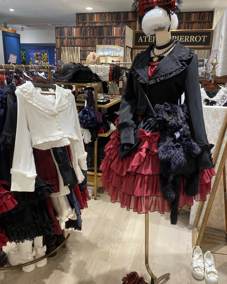 ⭐️新宿店オープン⭐️ 11:00-20:00 🎶ノベルティフェア開催中