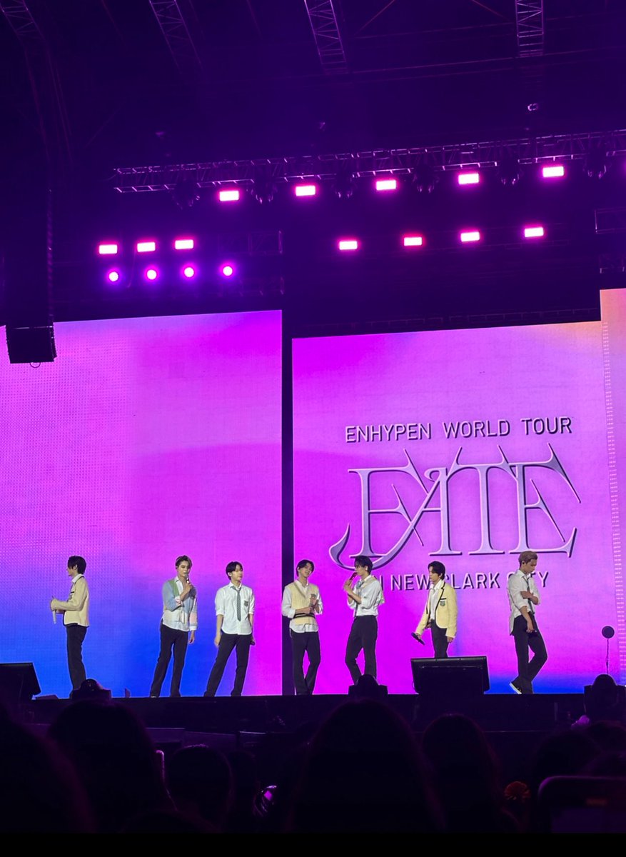 ilysm my enha ❤️‍🩹❤️‍🩹

MARAMING SALAMAT ENHYPEN
#ENHYPEN #엔하이픈 <a href="/ENHYPEN/">ENHYPEN OFFICIAL</a> <a href="/ENHYPEN_members/">ENHYPEN</a>