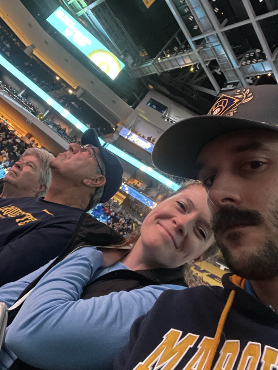 Tony_Cappozzo's tweet photo. #kohlsbucksfan #getloudlambeau #thisismycrew https://t.co/ZWBLFe0INV