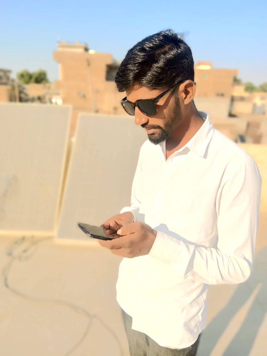 Jameel4Ahmed_'s tweet image. हम बाघी रहेंगे उन महफ़िलों में 
जहां शौहरत तलवे चाटने से मिलती हो 🥰

Good morning X family