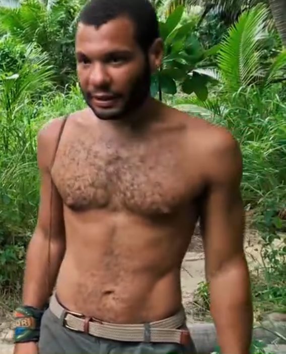CAMPIIDOLL's tweet photo. Survivor snatched him boots….. #Survivor49 https://t.co/BHXTazLU9a