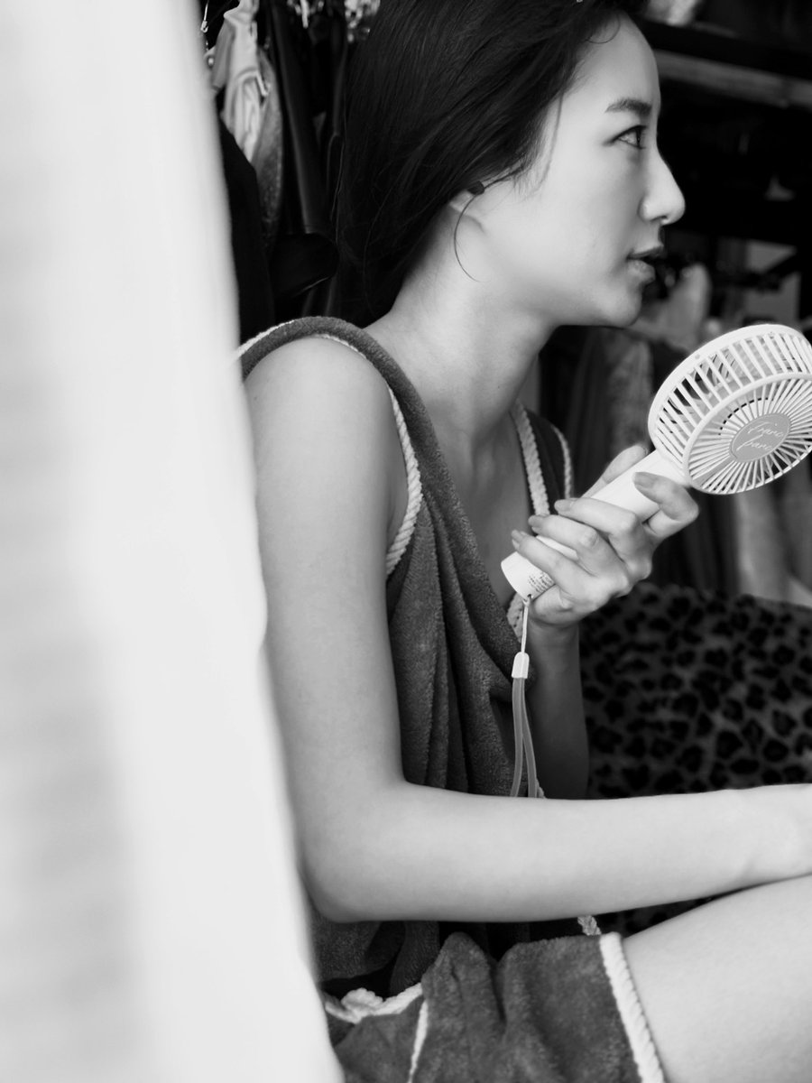 素描 高田里穂写真集 直筆サイン入り初版本】高田里穂さん高田里穂写真