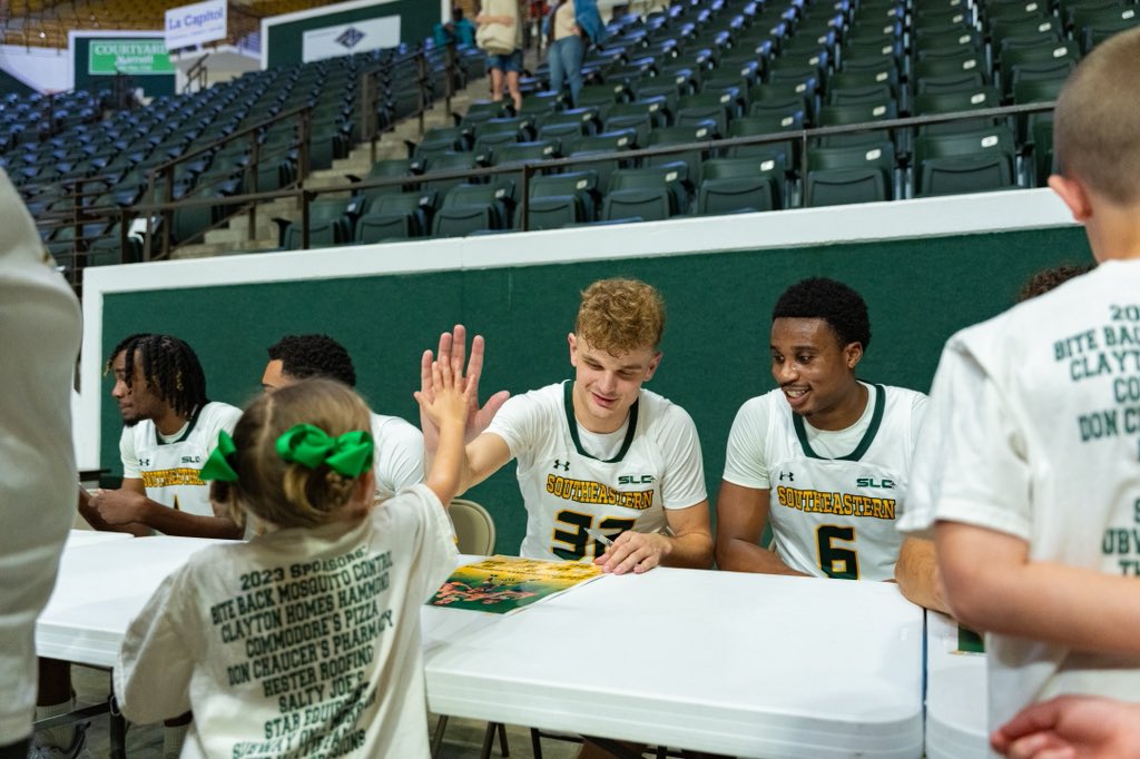 Southeastern Men's Basketball tweet media