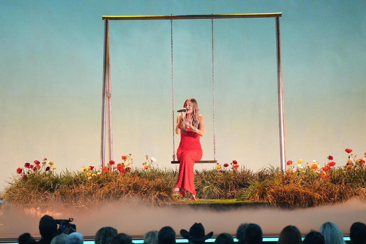 you're right where you are meant to be KB 🫶

#CMAawards