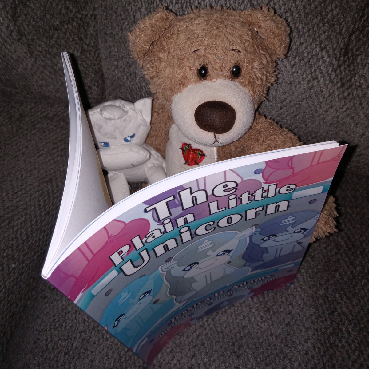 onesweetday48's tweet image. Nov. 19th is the last chance to get the #ebook for a #freedownload! 
🔽
mybook.to/theplainlittle…
#deal #deals #LimitedTimeOffer #readersoftwitter