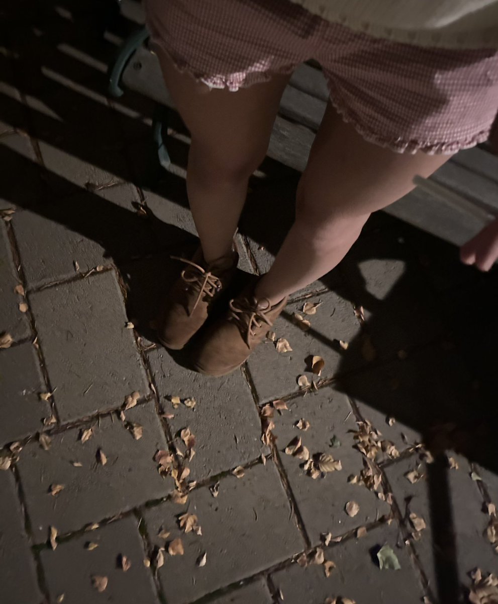 kneesocks334's tweet image. Guess i gotta accept the pain