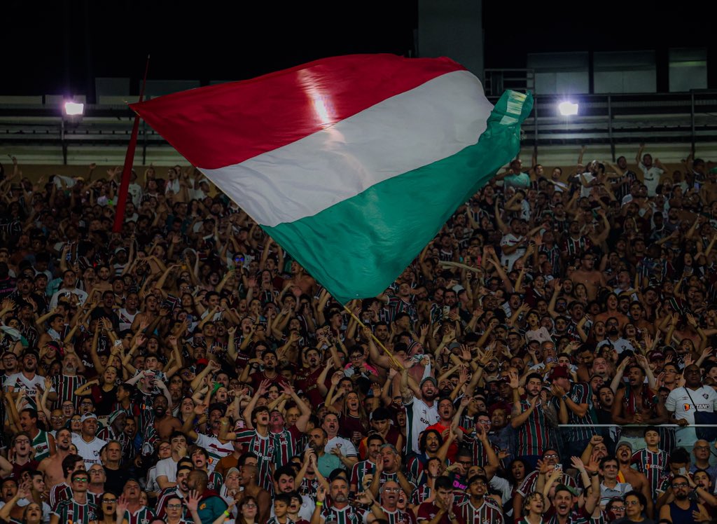 maracana's tweet image. Canta feliz a torcida do clube mais amado do Brasil!!!

📸 @rsantosarantes