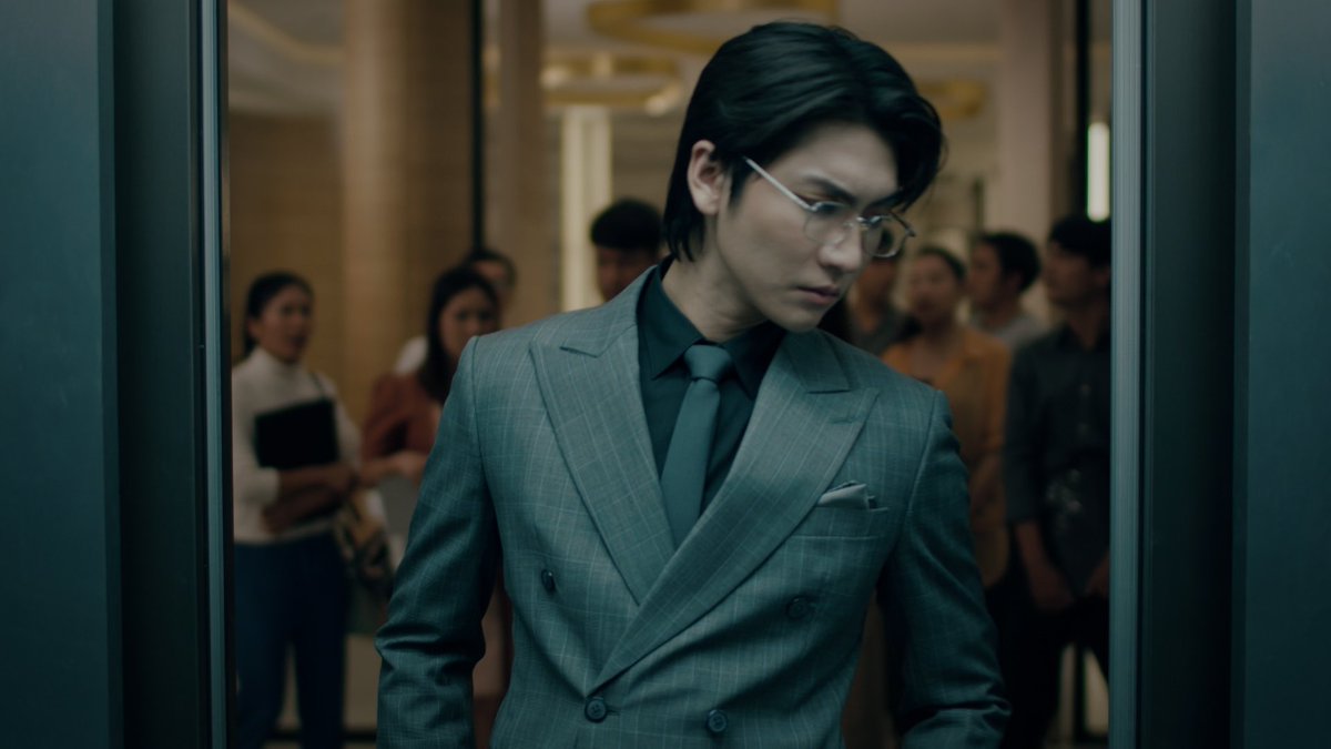 Koysucha_BCKM's tweet image. ~แอบเห็นบอสบอสในลุค ผบร ใส่สูทกับซี่รีย์เรื่องใหม่ของสาวๆ ในค่าย…ทำให้นึกถึงคุณเซอร์ขึ้นมาเลย 🥰~

#Bosschaikamon 
#BOSSCKM 
#ShawtyBoss