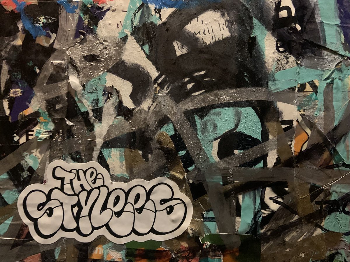 the STYLEES tweet media