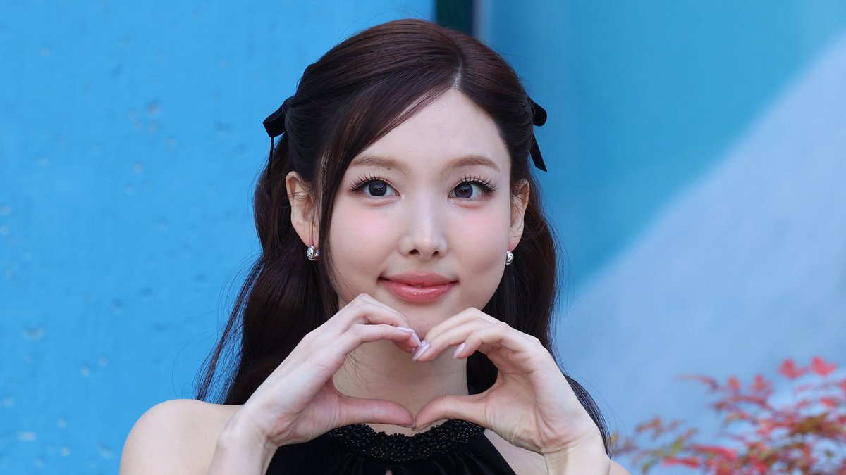 imnayeonarchive's tweet image. 