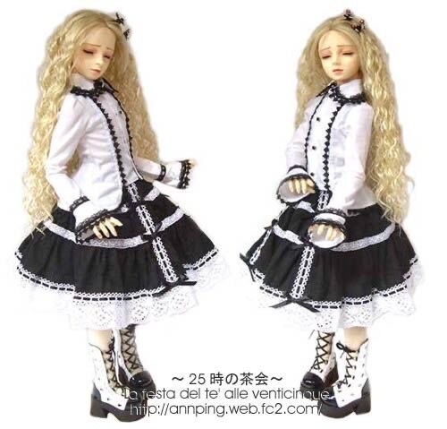 annping's tweet image. 今回は私がドール服作りを始めた初期の作品を紹介します。
シャツ、スカート、ペチコート、ドロワーズのセットで、とても基本的なロリータ風スタイルです。
それでも当時は技術が足りず、作るのにとても苦労しました。

#毎週一作品チャレンジ
#うちの子かわいい
#ドールオーナーさんと繋がりたい
Day2