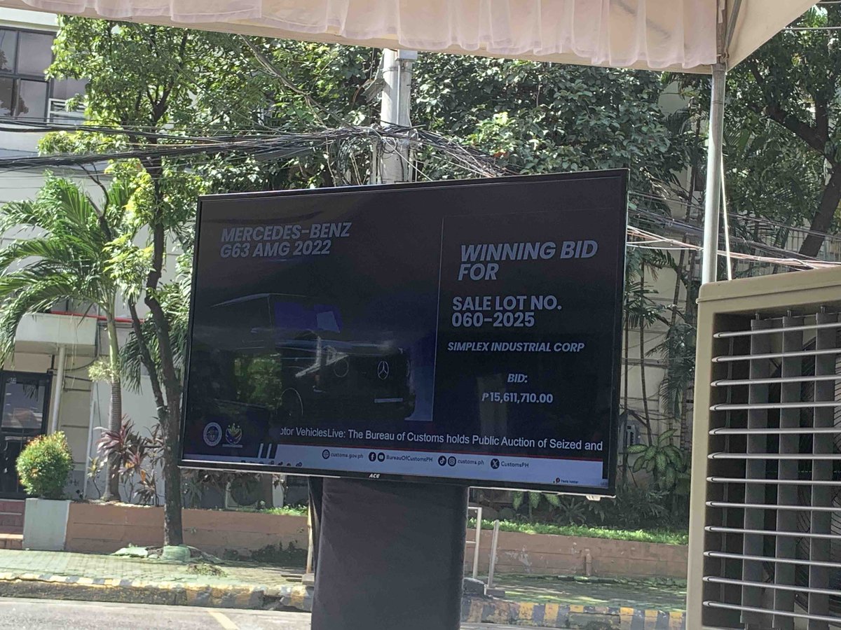 newswatchplusph's tweet image. FIRST DISCAYA CAR SOLD ✅

LOOK: The Mercedes-Benz G63 of contractor couple Sarah and Curlee Discaya was bought at P15.6 million by Simplex Industrial Corp., a little higher than the floor price at P14.1 million, during the auction at the Bureau of Customs in Manila on Thursday,…