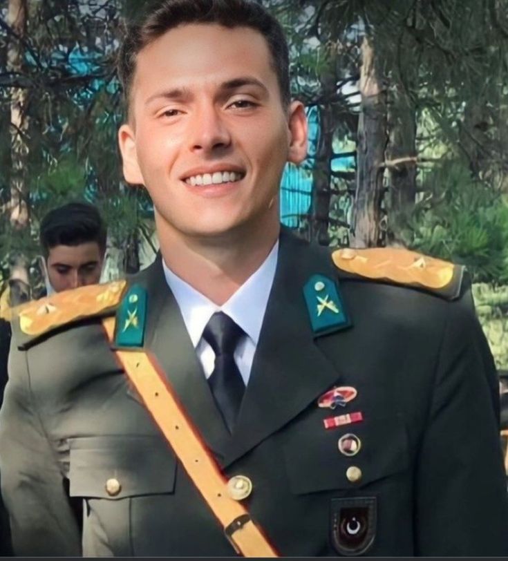 ajansKurultay's tweet image. ◾️Şehit Teğmen Eril Alperen Emir.

Ruhu şad olsun.