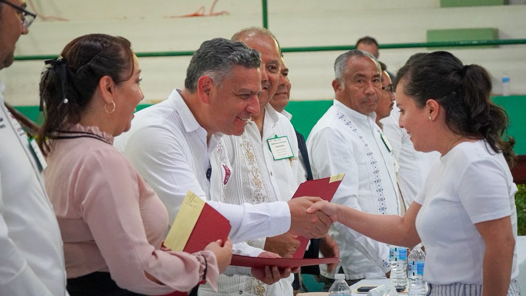 Secretaría de Admón IPN tweet media