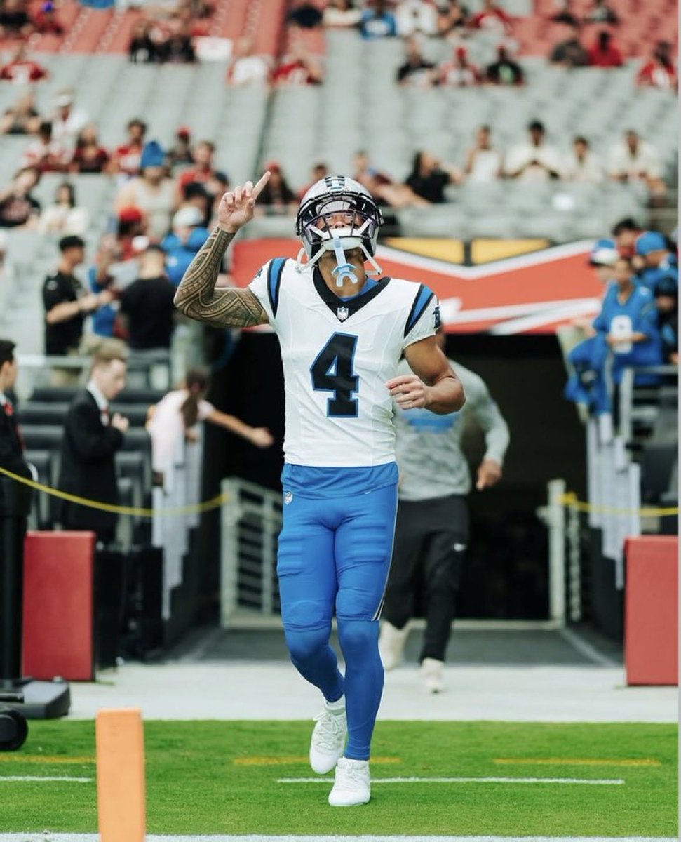 Hailmarypass_'s tweet image. Who is most deserving of Offensive Rookie of the Year so far? 🤔

#Panthers Tet McMillan
54 Rec
748 Yards
4 TDs

#Bucs Emeka Egbuka
45 Rec
717 Yards
6 TDs