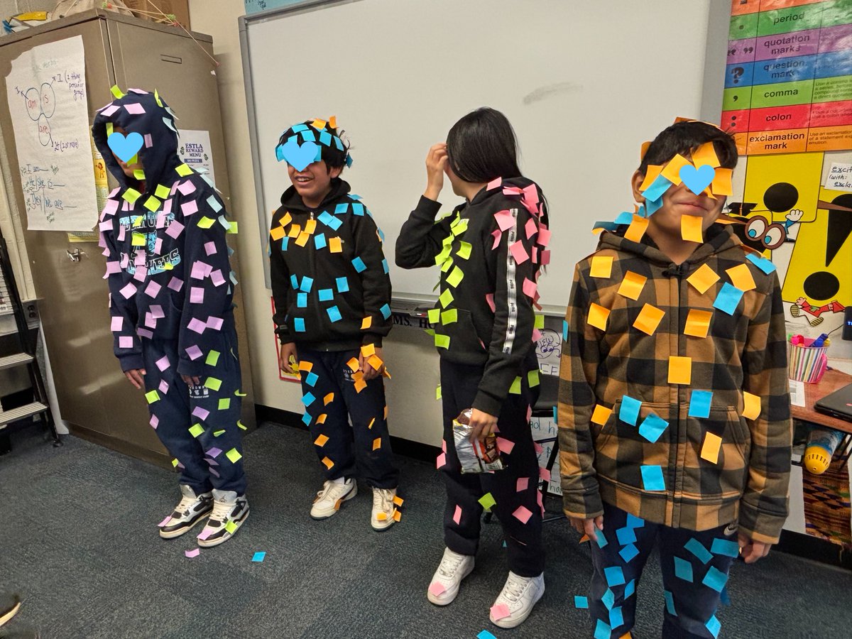 project_lbrtd's tweet image. Who knew learning could be this colorful? 🎨

Our newcomers worked together to cover a &quot;model&quot; in Post-it notes – racing the clock and having a blast! 🕒✨

#Collaboration #FunLearning #NewcomerCommunity