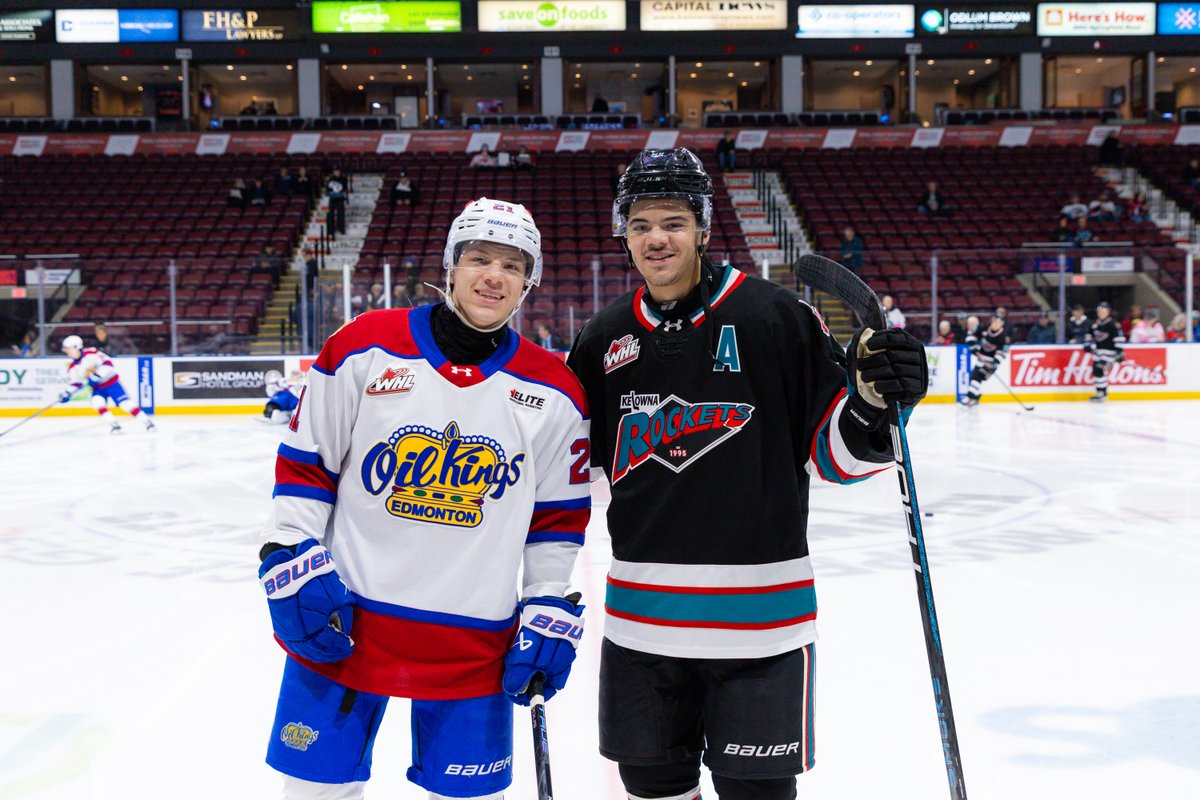 BROTHERLY LOVE

Sons of NHL legend Jarome Iginla, Tij and Joe Iginla meet at centre ice for a pre-game photo before facing off for the first time.

Catch all the action live for free on Victory+.

#WHL | #NHL